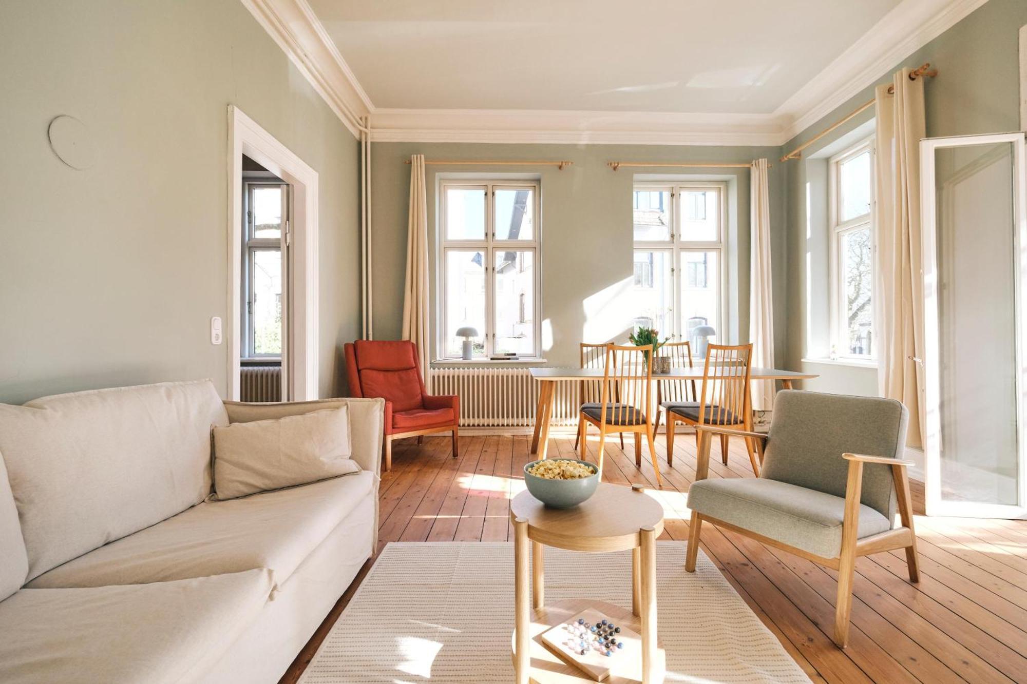 Villa Rosa - Charmante, Grosse Altbauwohnung Flensburg Buitenkant foto